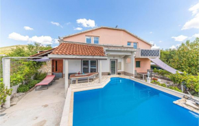 Awesome Apartment In Labin